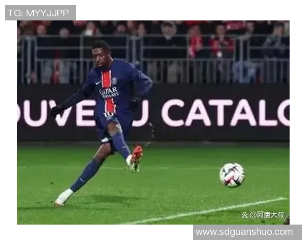 法甲联赛焦点战:巴黎FC主场迎战挑战者能否全取3分