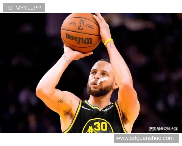 克6：欧文控球与库里投篮方式展现相似节奏的球员分析