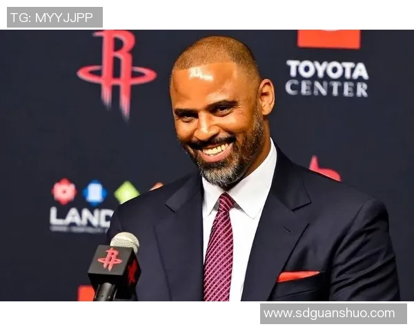 乌度卡透露最后一攻战术原本为申京设计三分但阿门临场出手成关键